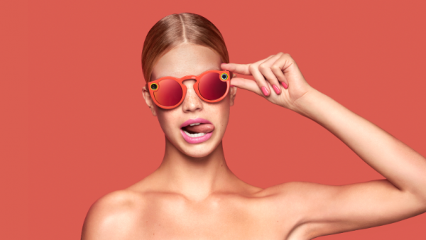 snapchat-spectacles-woman-780x439